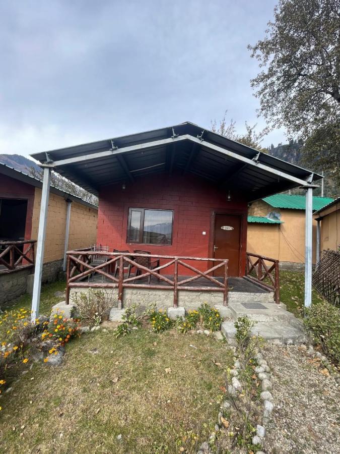 Flora Hills View Hotel Manāli Exterior foto