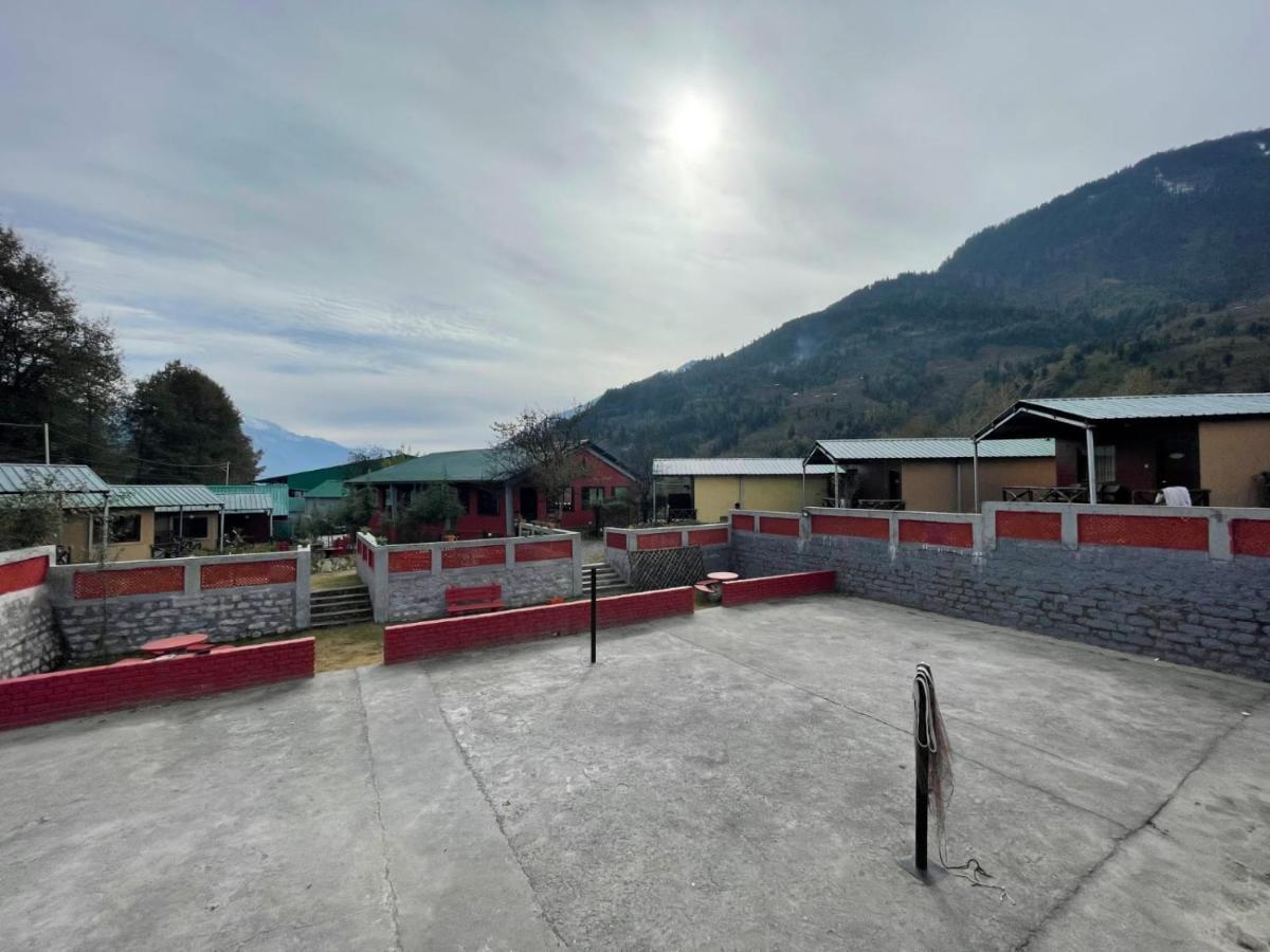 Flora Hills View Hotel Manāli Exterior foto